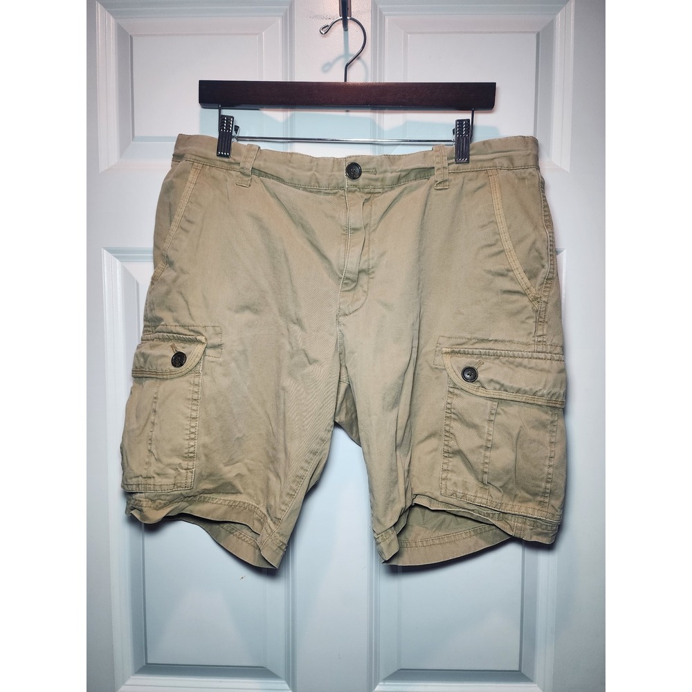 Banana Republic Men's Cargo Shorts  Khaki Cotton Twill Utility Size 35 Inseam 9